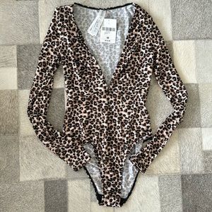 Forever 21 NEW W TAGS Leopard bodysuit size medium